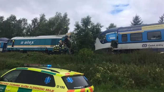 В Чехии столкнулись пассажирские поезда: 2 погибших, более 30 пострадавших