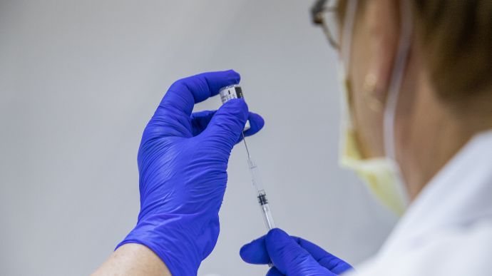 8 мільйонів українців повністю вакциновані проти Covid-19