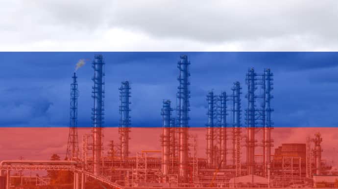 Russia asks Kazakhstan to be ready to supply 100,000 tonnes of petrol