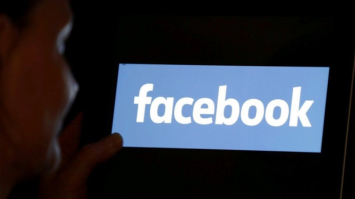 Facebook снимает запрет на политическую рекламу в США