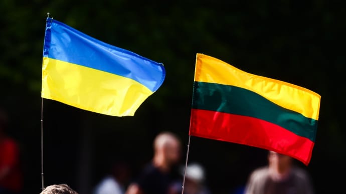 Ukraine holds talks with Lithuania on security agreement