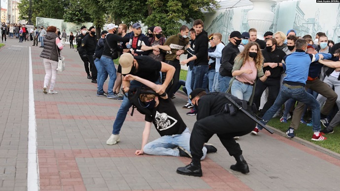 МВС Білорусі заявляє, що протести в країні організували з-за кордону