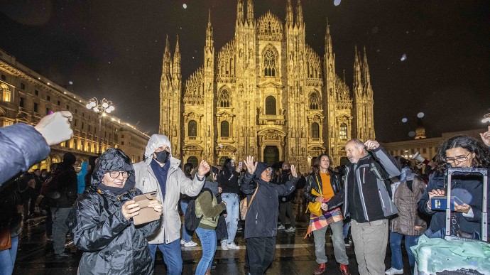 В Италии тысячи людей протестовали против ковид-ограничений
