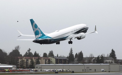 Boeing тимчасово припинив виробництво літаків 737 Max