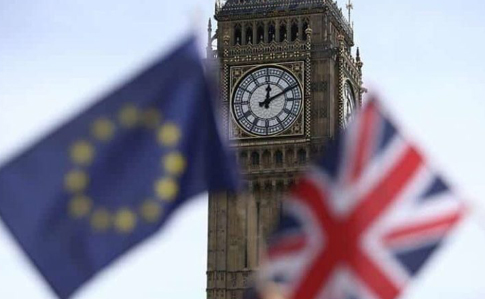 Brexit: парламент Британии поддержал отсрочку выхода из ЕС