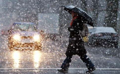 Найближчими днями в Україні - сніг, дощ, налипання, ожеледиця 
