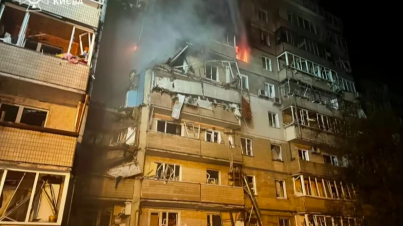 Pregnant woman injured in Russian attack on Kyiv gives birth in emergency caesarean