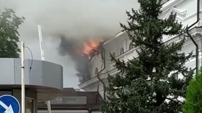 Russian media report fire at Donetsk railway station, allegedly due to shelling