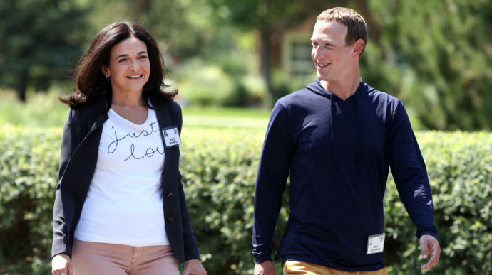 Виконавча директорка Facebook звільняється після 14 років роботи