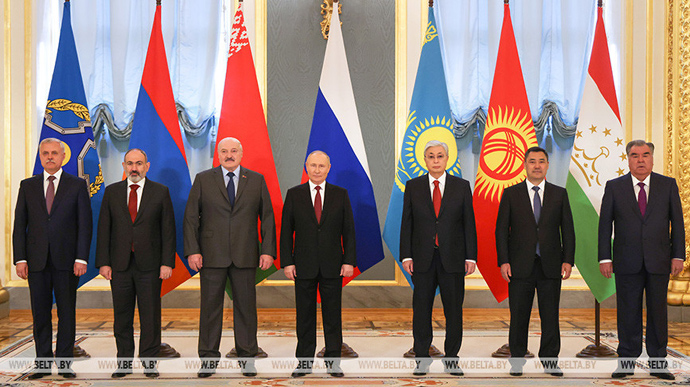 Лукашенко на встрече ОДКБ в Москве: Без сплочения нас завтра может не быть 