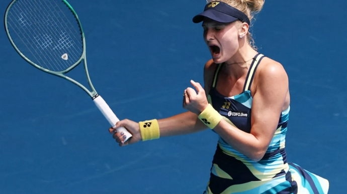 Yastremska soars into Australian Open quarter-finals, Svitolina bows out