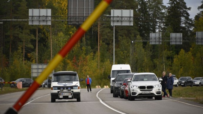 Фінляндія закриває кордон для російських туристів з 30 вересня