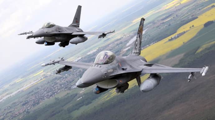 Fighter jet coalition states F-16s will arrive in Ukraine this summer