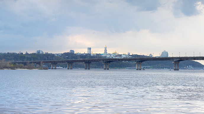 Вода в Киеве поднимается, но до критического уровня еще больше метра - КГВА