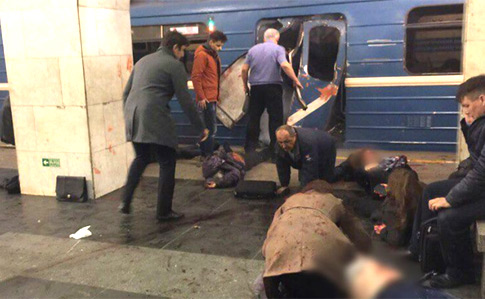 Взрыв в Петербурге: число жертв выросло до 14