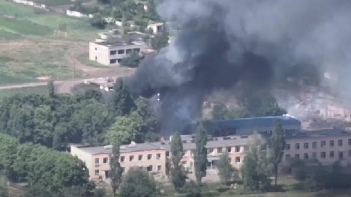 Нацгвардия поражает: в Харьковской области уничтожены штаб и склад россиян