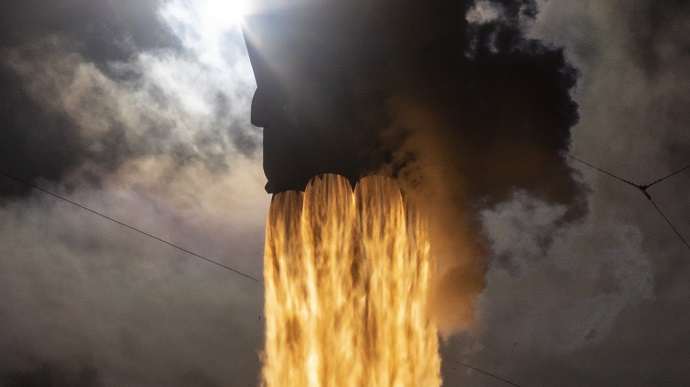 SpaceX скасувала запуск ракети за дві секунди до старту двигунів