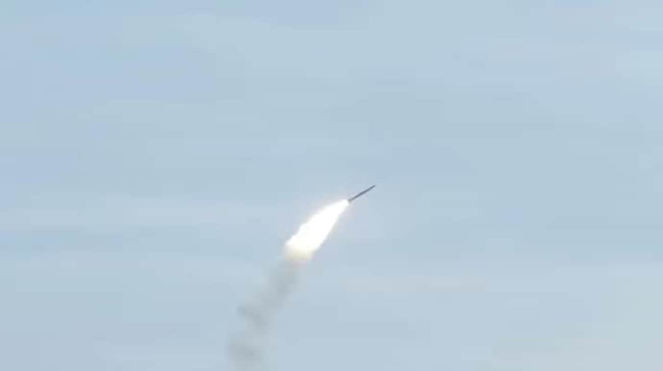 Ukrainian air defence downs Russian Kh-59 missile over Dnipropetrovsk ...