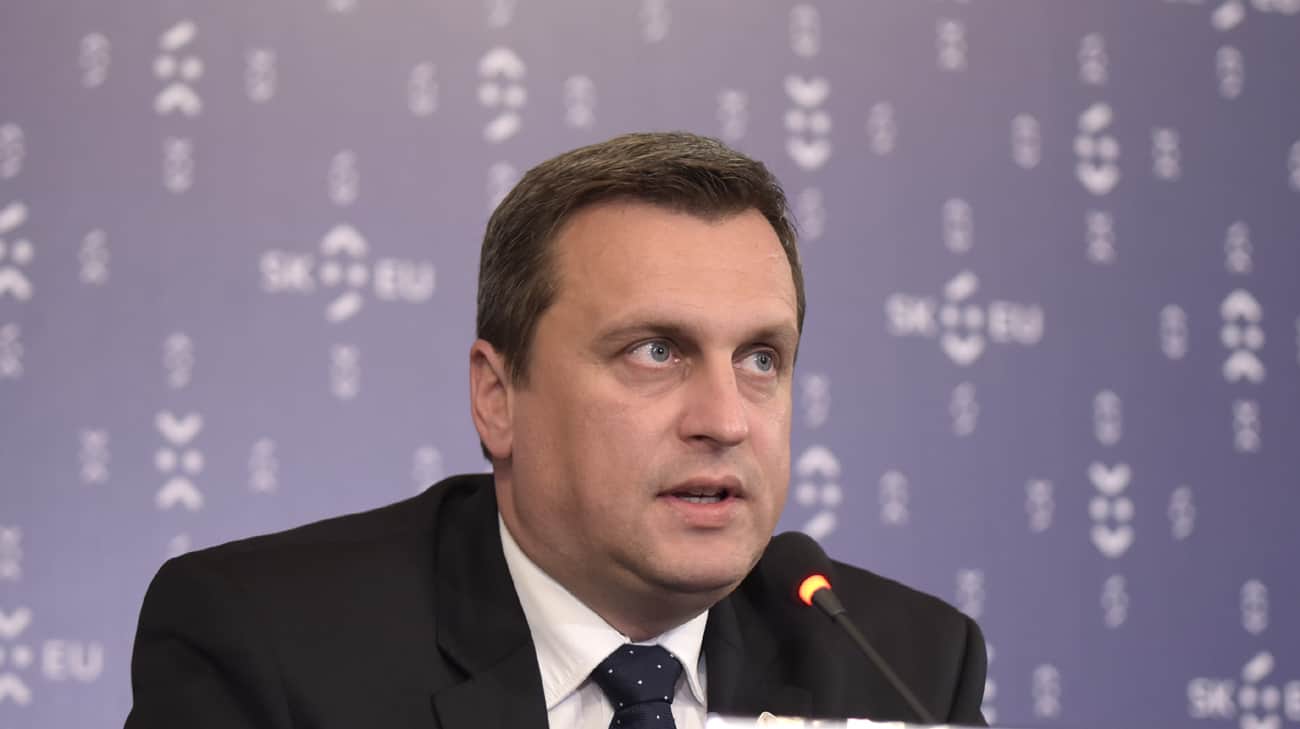Podpredseda slovenského parlamentu tvrdí, že Rusko napadlo Ukrajinu, aby „chránilo svoje záujmy“