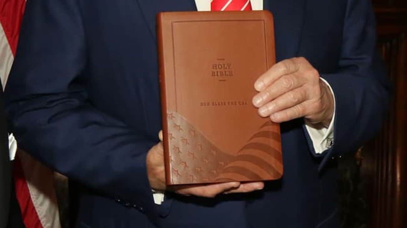 Trump turns to Bible sales, facing legal costs – photo | Ukrainska Pravda