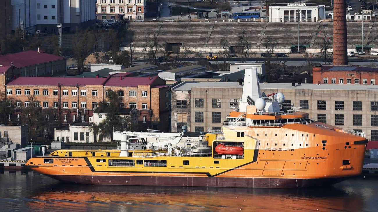 Unique icebreaker catches fire in Russian Vladivostok: fatality and ...