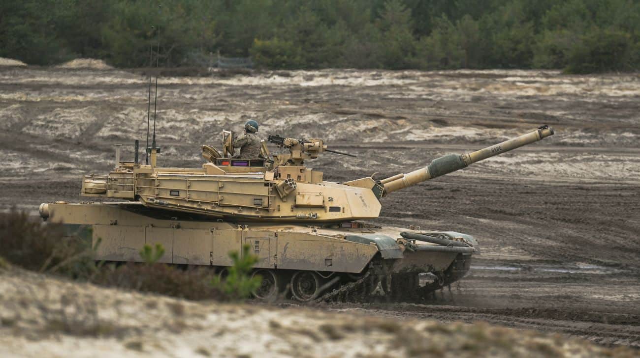 NYT: Россияне за два месяца уничтожили 5 из 31 американского танка Abrams в  Украине | Украинская правда