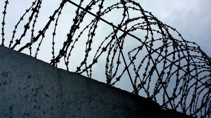 Концтабір бойовиків Ізоляція: тюремнику катівні оголосили підозру