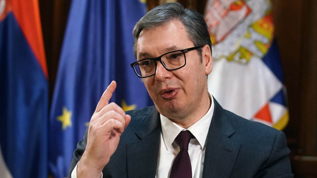 Vucic said that Putin is not bluffing, and that the world is sliding into disaster