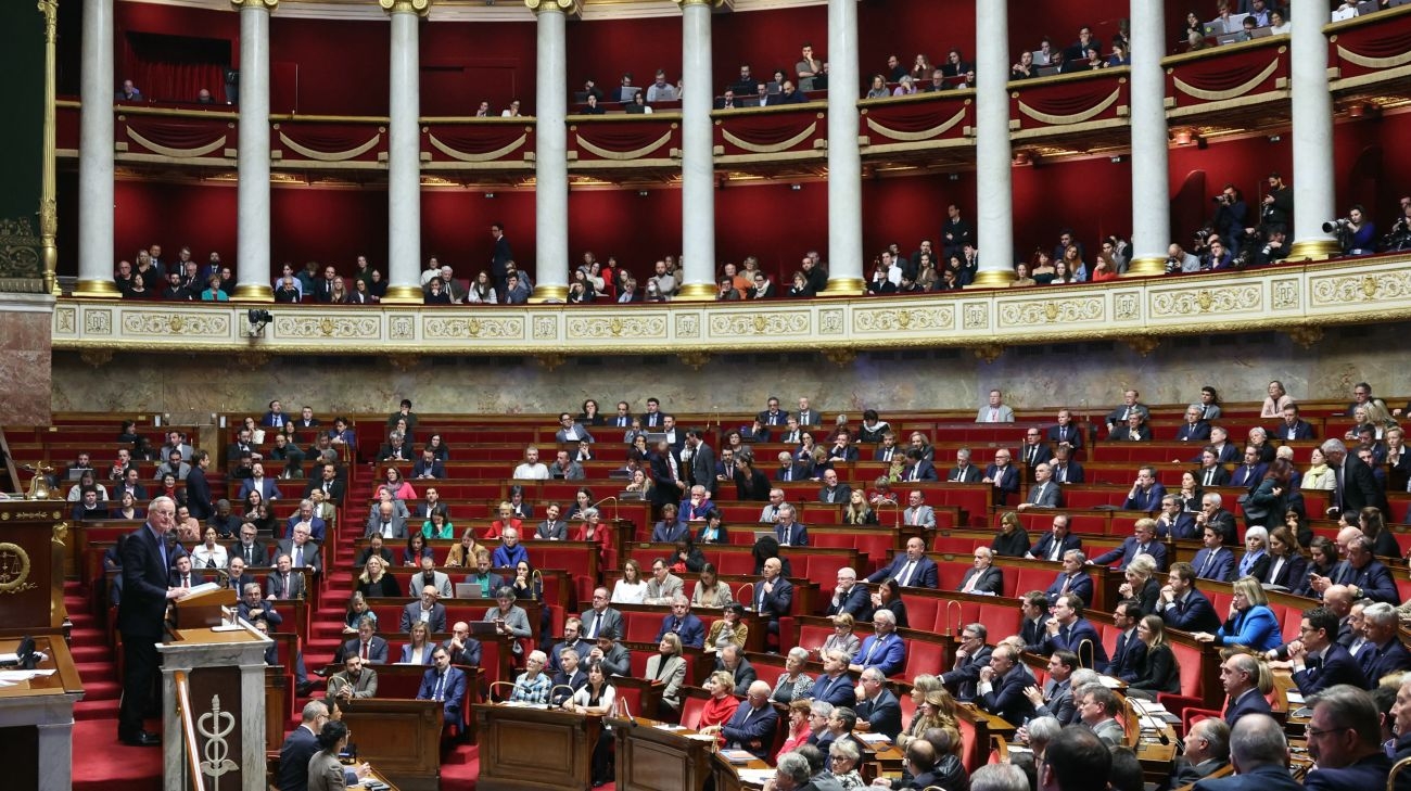 Правительство Франции уходит в отставку | Украинская правда
