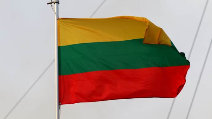 Lithuanian Defence Ministry believes NATO must shoot down Russian drones in Baltic region