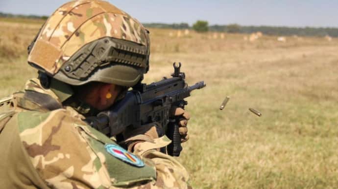 Чехія постачатиме Україні всі комплектуючі для гвинтівок CZ BREN 2