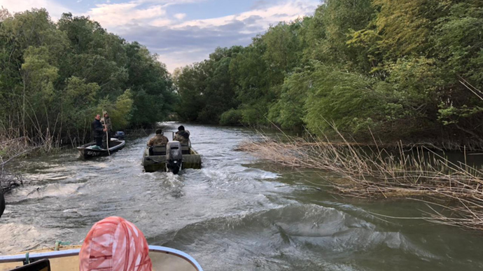 В Одесской области ищут пограничника: перевернулась патрульная лодка