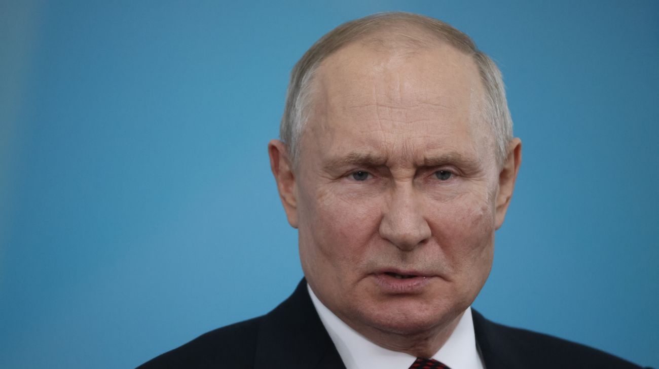 Путин предлагает ввести в Украине ”временное управление под эгидой ООН” для выборов