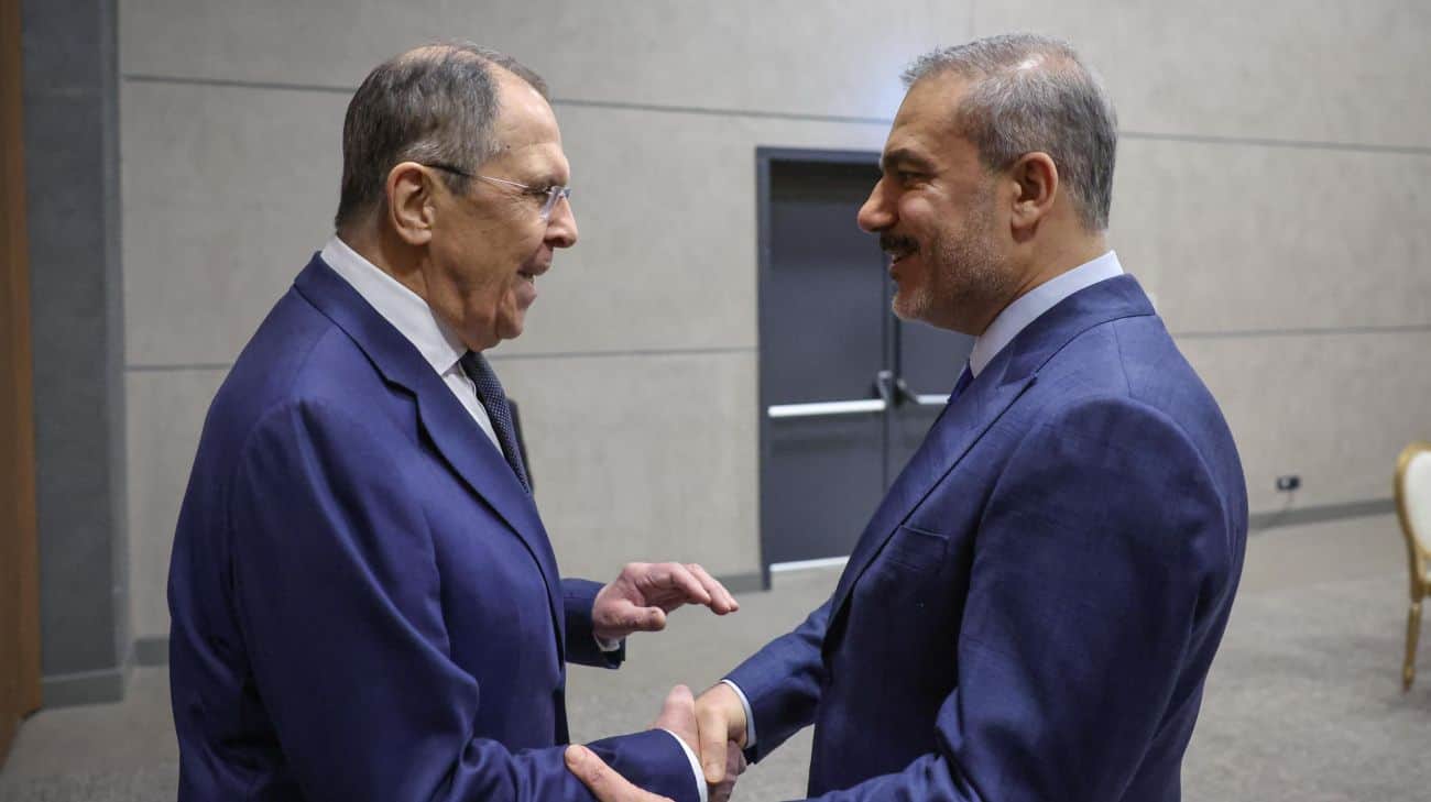 Russian and Turkish foreign ministers discuss Ukraine in Türkiye’s Antalya