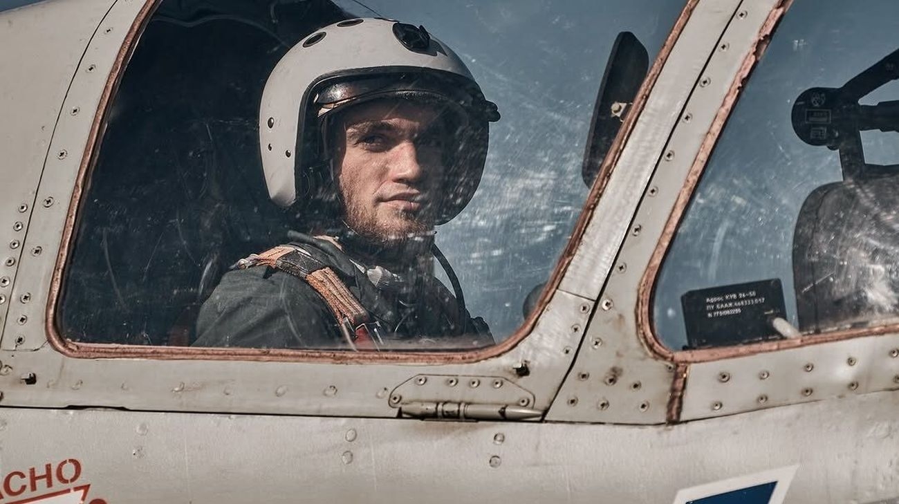 Zelensky Honors F-16 Pilot Ivanov as Hero of Ukraine