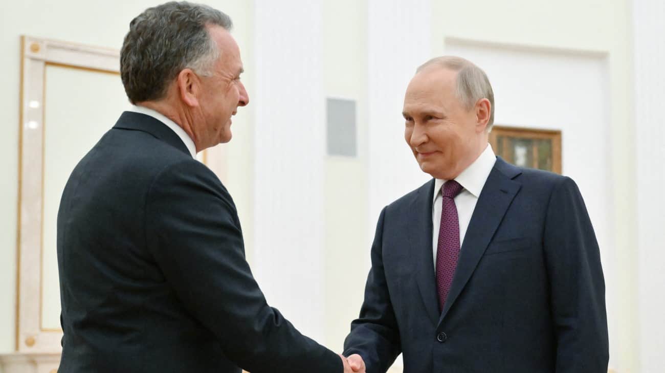 Kremlin says it “brought positions closer” with US and even discussed “direct talks” with Ukraine