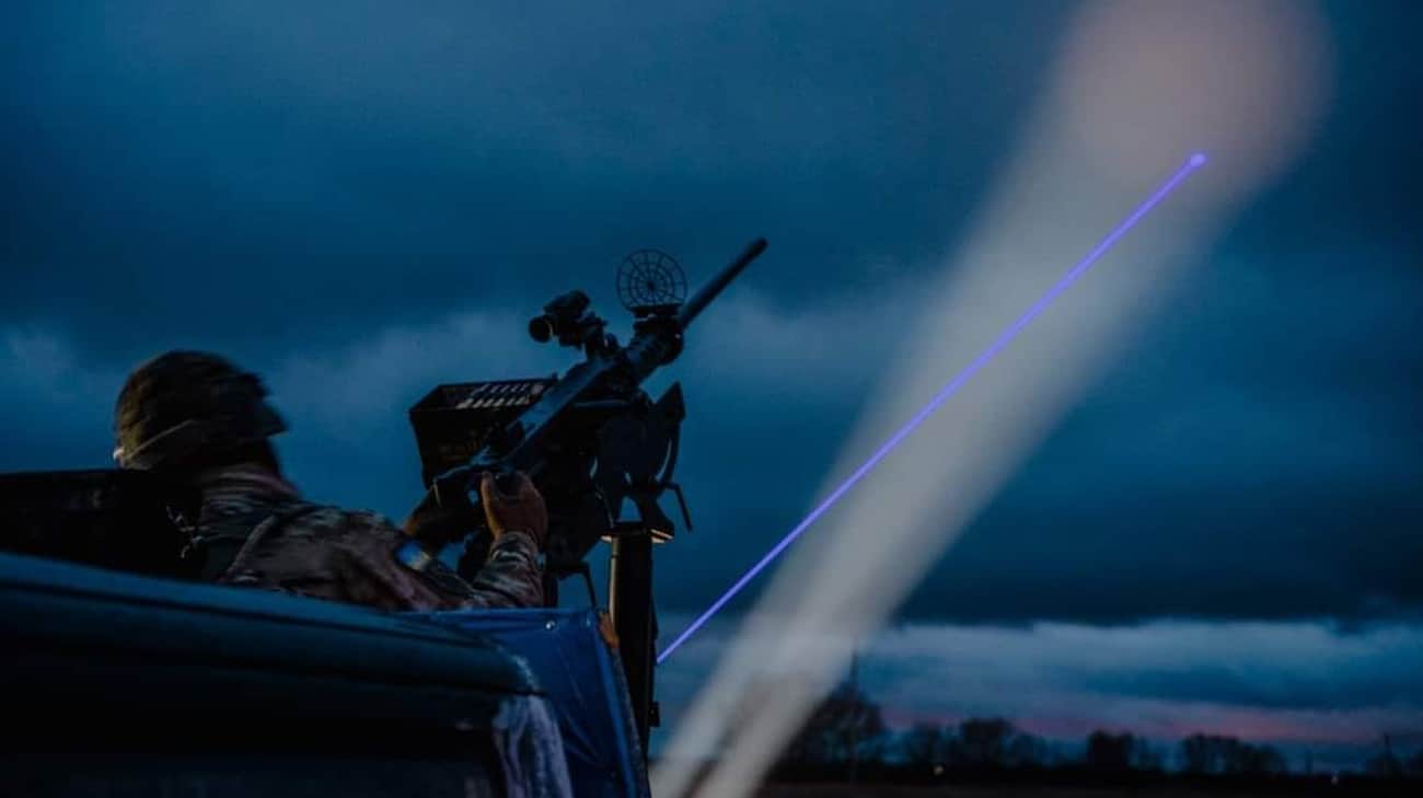 Russians attack Ukraine with missiles and strike drones, 21 injured