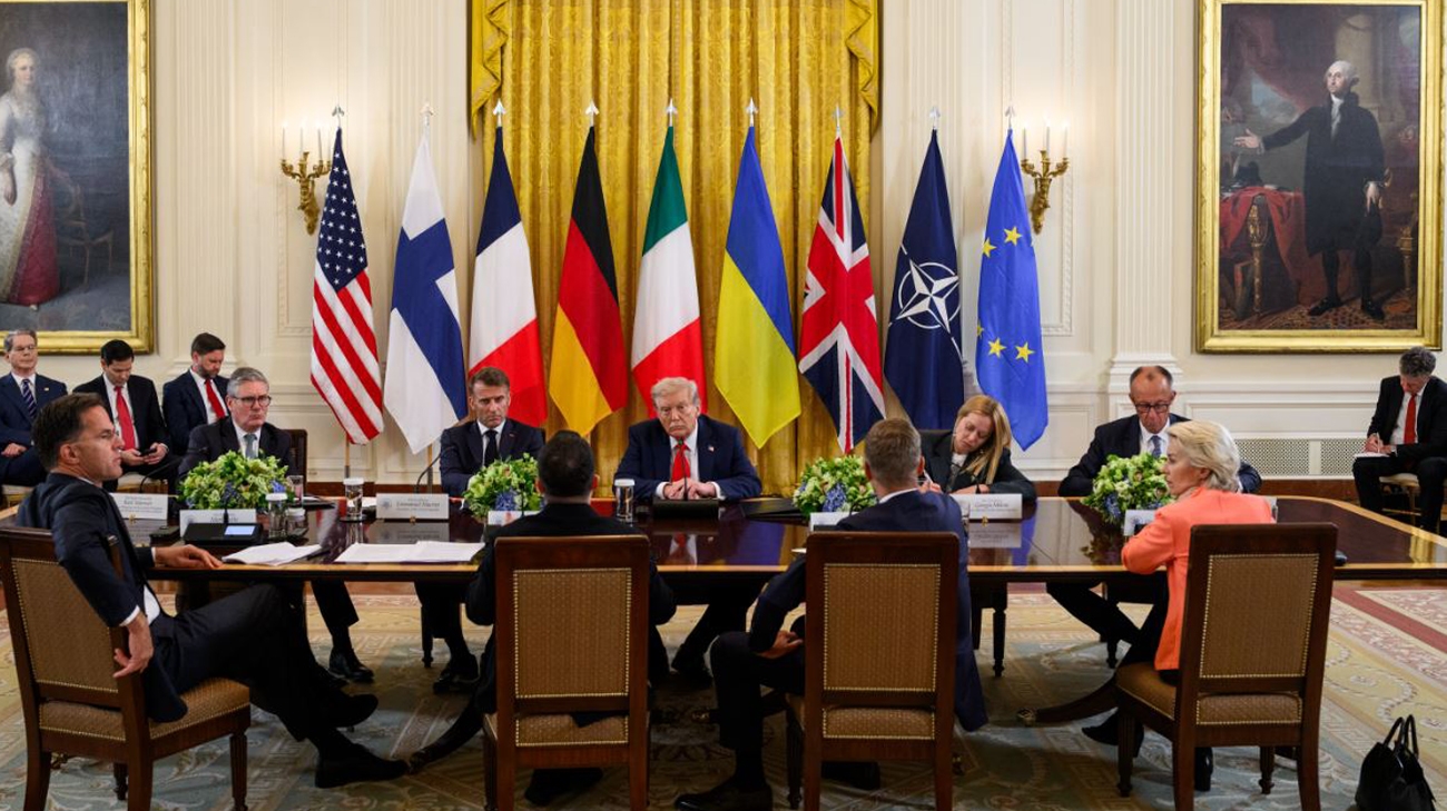 Trump sa vyhýbal telefonátu s Putinom pred európskymi lídrami: Považoval by to za neúctu