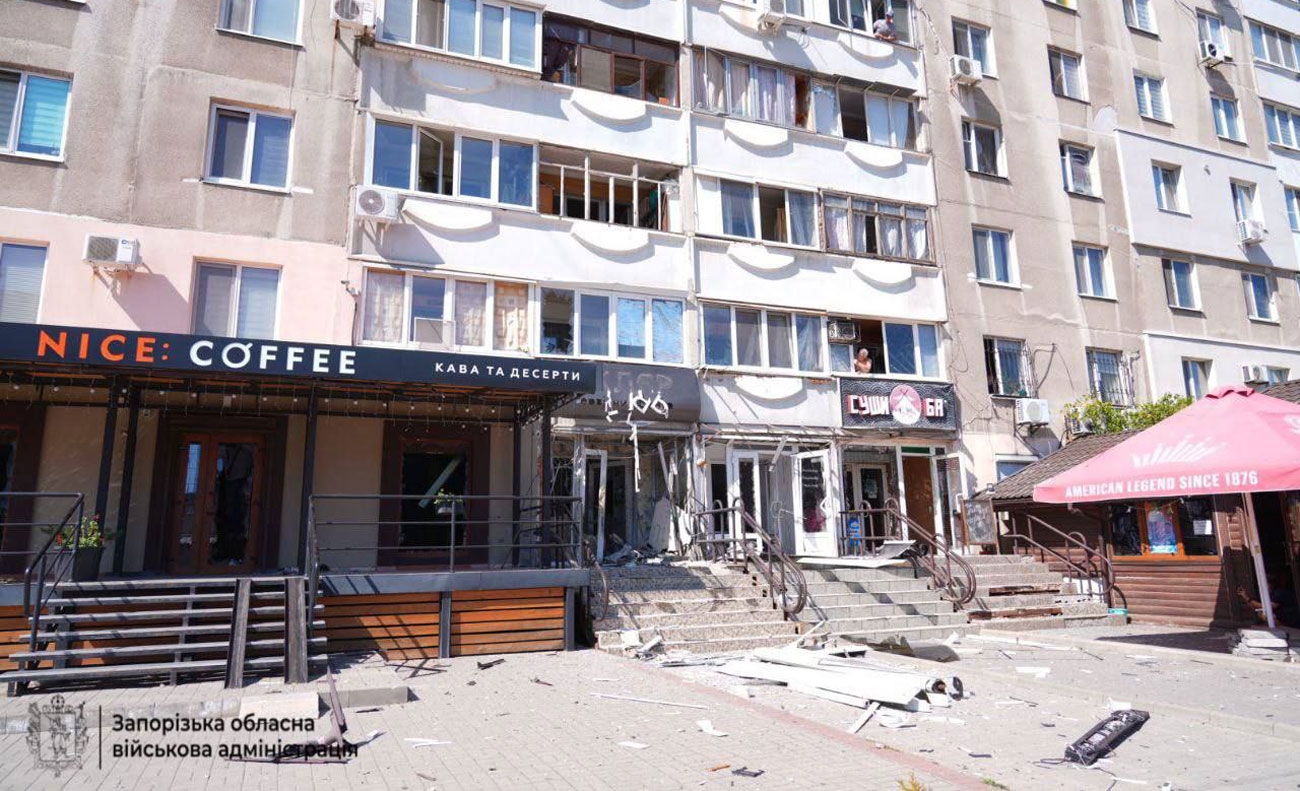 Russians attack Zaporizhzhia Oblast, injuring seven people and causing damage – photos