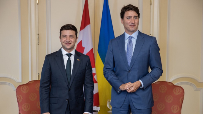 Канада надасть Україні до $120 млн кредиту на тлі протистояння РФ