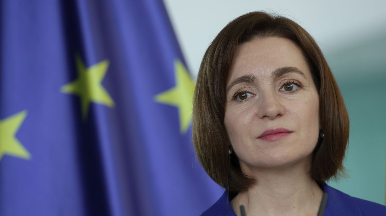 Russia using priests and bots to influence elections, says Moldovan president