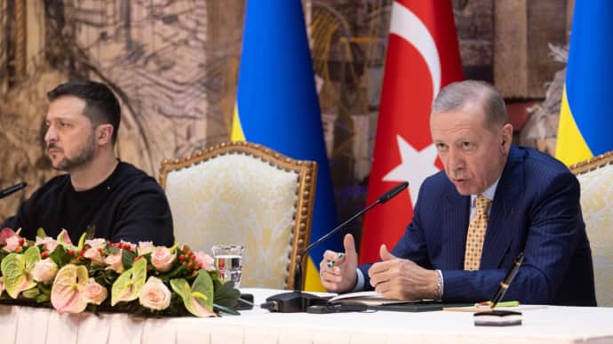 President Erdoğan suggests Türkiye as platform for talks between Ukraine and Russia again
