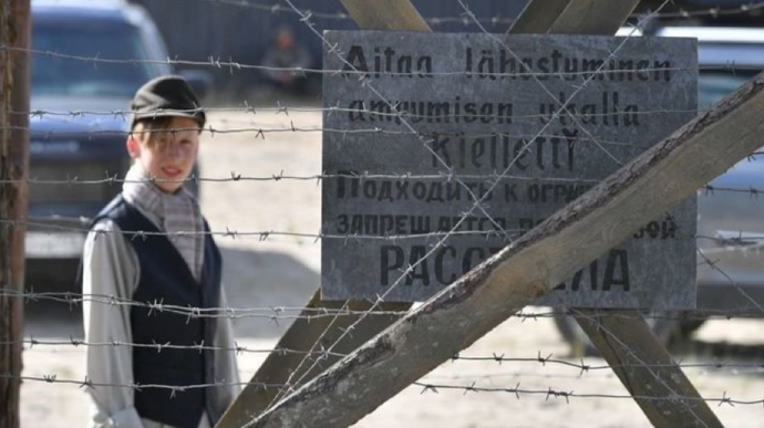 В России создали бутафорский концлагерь, куда будут возить школьников