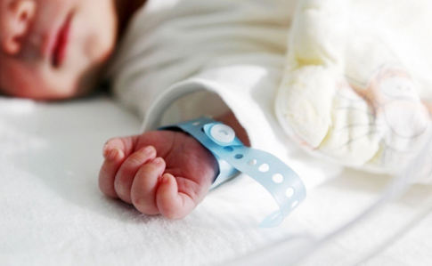 Появились результаты анализов младенца, мать которого умерла от COVID-19 во Франковске