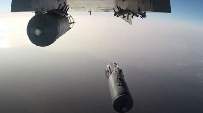 Russians drop aerial bomb over occupied Rubizhne 