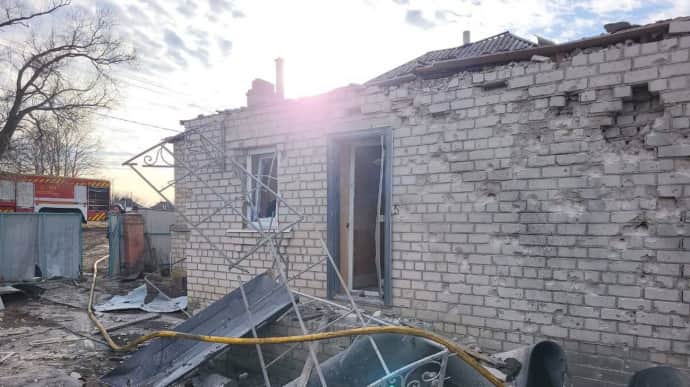 Росіяни вдарили з С-300 по Харківщині, вразили два ангари в Пісочині