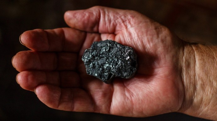 В Україну прибула перша партія імпортного вугілля для Центренерго
