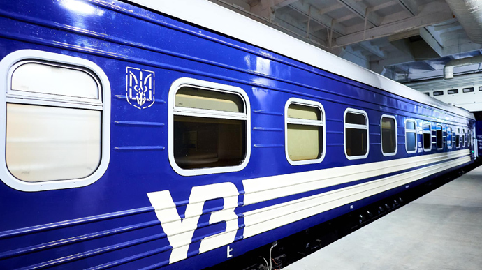Ukrainian Railways reports trains being delayed due to Russian missile attack 