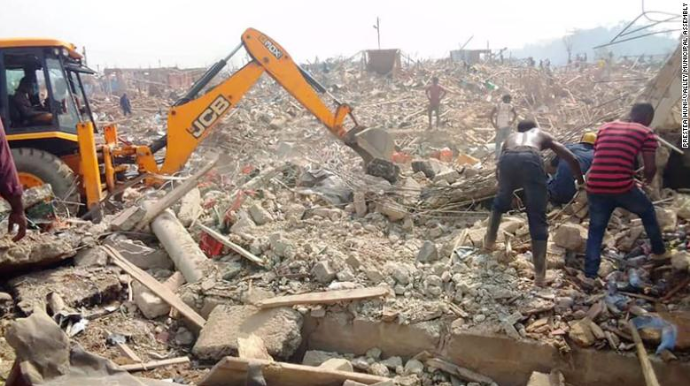 Вибух в Гані забрав життя 17 людей і зруйнував сотні будівель