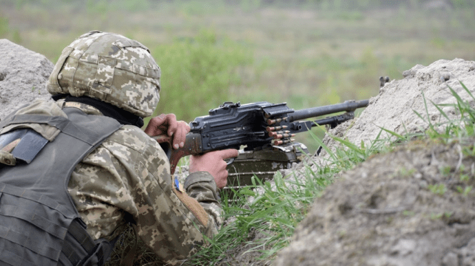 Оккупанты семь раз открывали огонь на Донбассе, украинские военные давали отпор